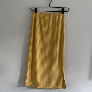Yellow body con skirt SIZE M